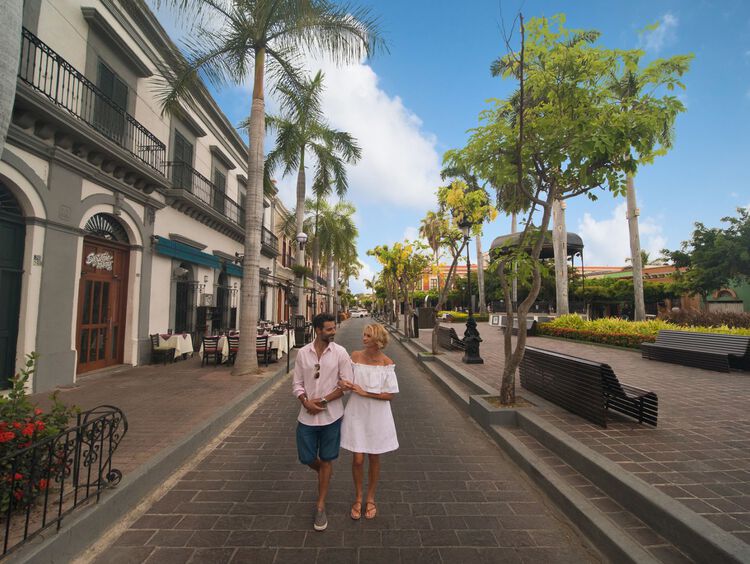 Discover the historical center of Mazatlán