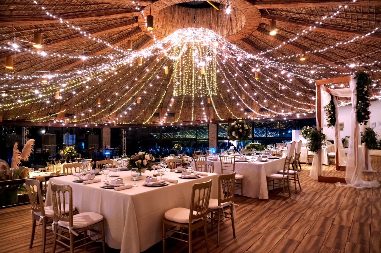 La Concha Restaurant - El Cid El Moro Beach Hotel, Mazatlán